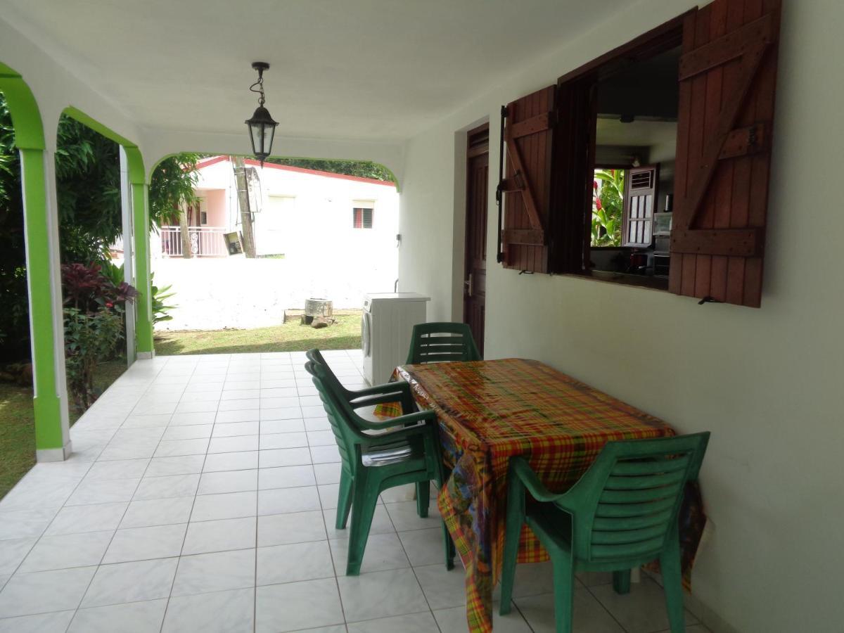 Jardin Bananier Apartment Десе Екстериор снимка